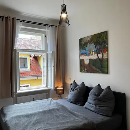Ferienwohnung Old Town Vibe & Wave Graz Exterior foto