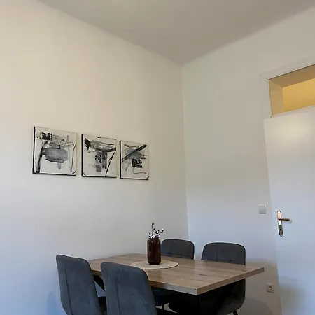 Ferienwohnung Old Town Vibe & Wave Graz Exterior foto